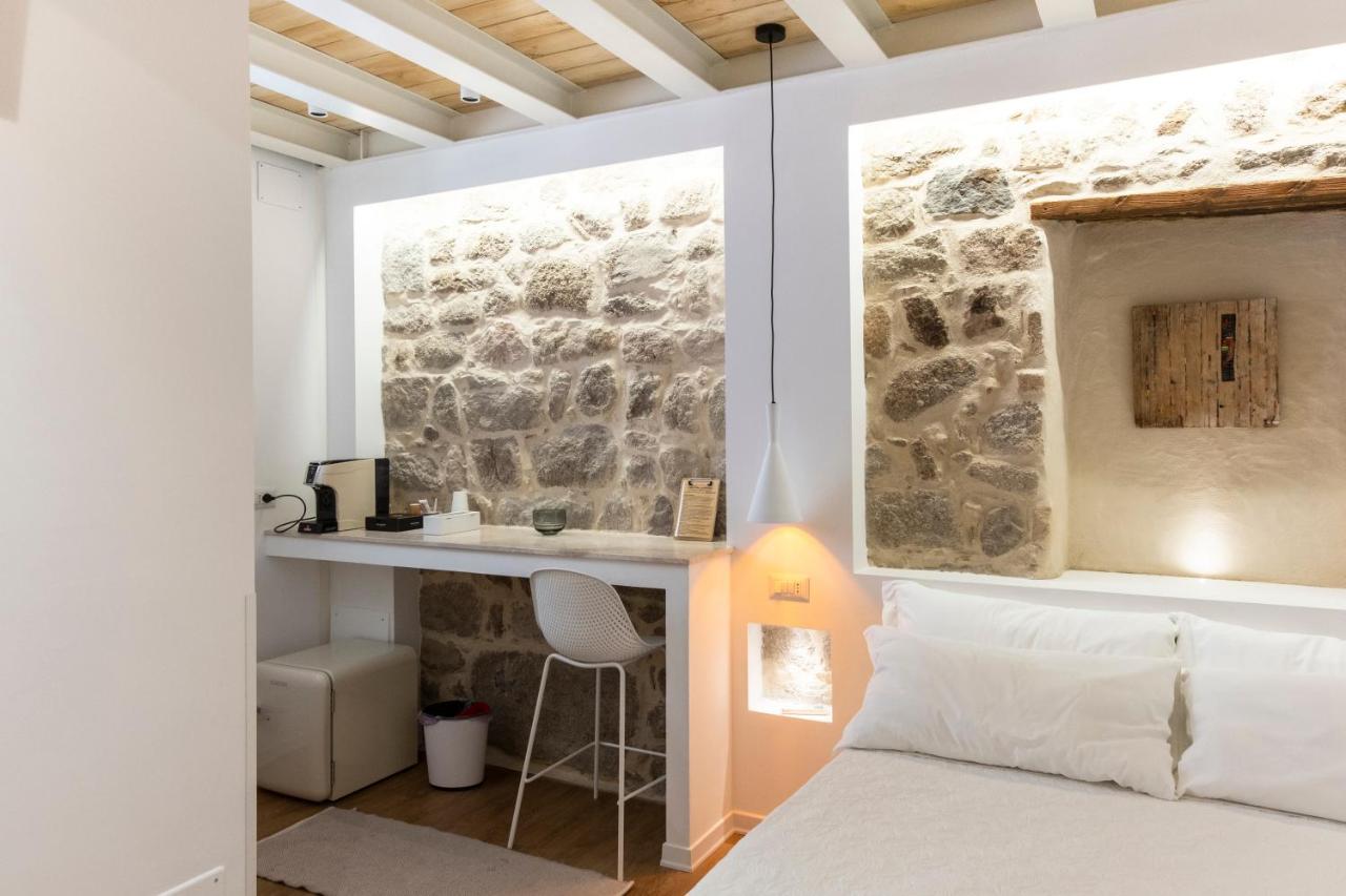 In Centro Da Viola - Eco Design Rooms Olbia Exterior foto